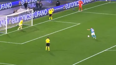 İşte futbol bu! Como, Napoli'yi de devirerek, Inter'in rakibi oldu