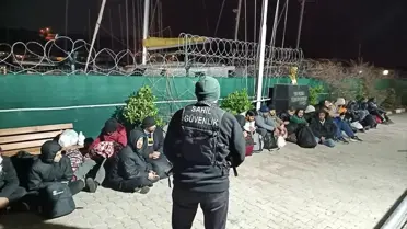 Seferihisar'da 25 Düzensiz Göçmen Yakalandı