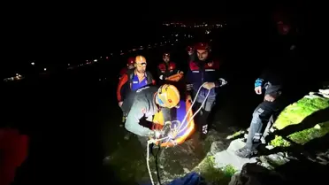 Selçuk'ta Mağarada Düşen Kişi Kurtarılmaya Çalışılıyor