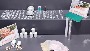 İzmir'de Uyuşturucu Operasyonu: 7 Tutuklandı