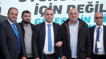 Kader Atlı, İzmir Minibüsçüler Esnaf Odası'nın Başkanı Oldu