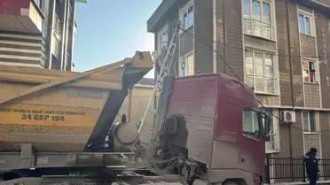 Yokuşta Kayarak Düşen Kamyon Sürücüsü Yaralandı