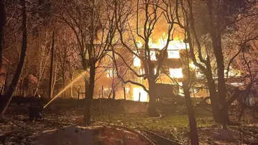 Eskipazar'da Yangın: Ev ve Odunluk Küle Döndü