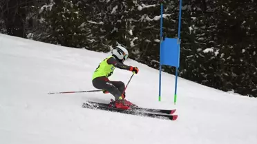 Sarıkamış'ta Kayak Şampiyonası Düzenlendi