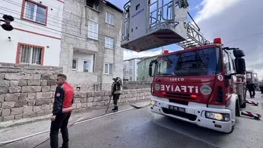 Kayseri'de Apartmanda Yangın