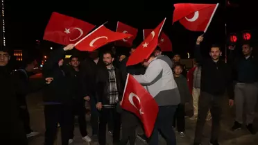 A Milli Takım'ın Zaferi Coşkuyla Kutlandı