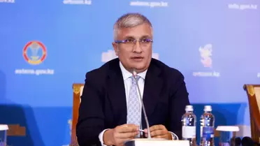 Kazakistan'da Anayasa Referandumu Geçerli