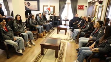 Kırklareli Kadın Basketbol Takımı Süper Lig Hedefli