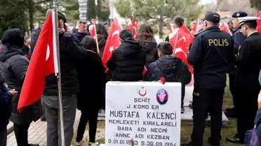 Kırklareli'nde devlet korumasındaki çocuklar şehitliği ziyaret etti