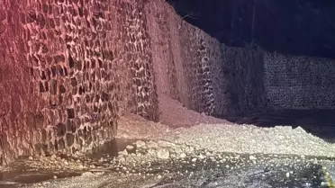 Demirköy'de Toprak Kayması Sonrası Yol Yeniden Açıldı