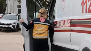 Kadın Ambulans Sürücüleri Zorlu Görevde