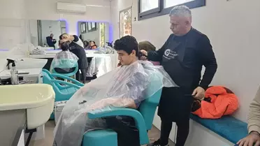 Mobil Kuaför Tırı Bayram Öncesi Hizmette