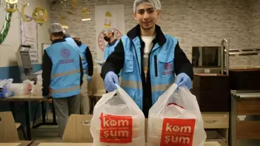 Kütahya'da Öğrencilerden İhtiyaç Sahiplerine İftar