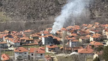 Domaniç'te Yangın: Ev Kül Oldu