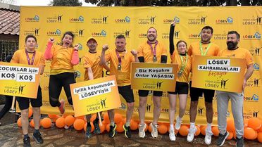 LÖSEV Gönüllülerinden Efes Ultra Maratonu