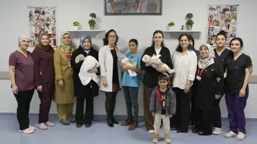 750 Gram Doğan Üç Bebek Taburcu Edildi