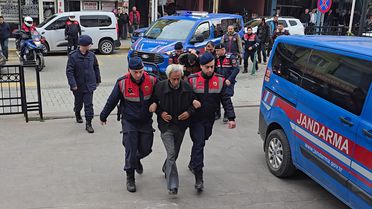 Boşanma Aşamasındaki Adam Ailesini Katletti