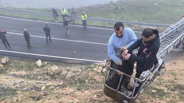 Çamura Saplanan Keçiler Kurtarıldı