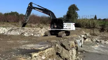 Mersin'de Sağanak Sonrası Onarım Çalışmaları