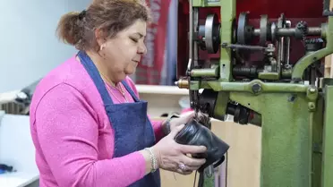Feride Kahraman: Kadın Ayakkabı Ustası