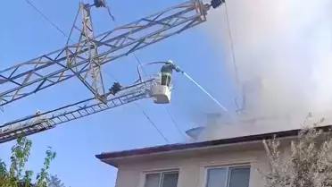 Muğla'da Yüksek Gerilim Direği Devrildi, Yangın Çıktı