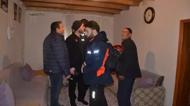 Muş'ta Heyelan Evde Çatlaklara Yol Açtı