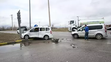 Muş'ta Trafik Kazası: 9 Yaralı