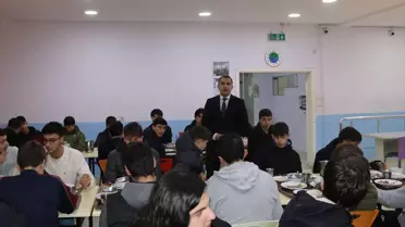 Kaymakam Akça, Öğrencilerle İftar Yaptı