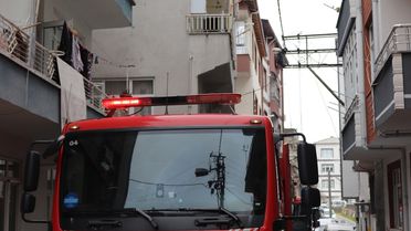 Ünye'de Yangın: 2 Kişi Hastaneye Kaldırıldı