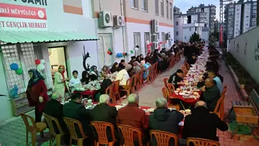 Kadirli'de Ev Hanımlarından İftar İmece'si