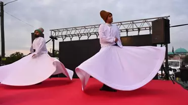 Kadirli'de 15 Bin Kişi Aynı Anda İftar Açtı