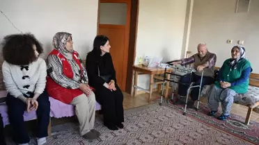 Yaşlılara Bayram Ziyareti