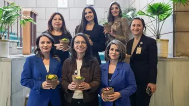 Kadın Gazetecilere 8 Mart Kutlaması