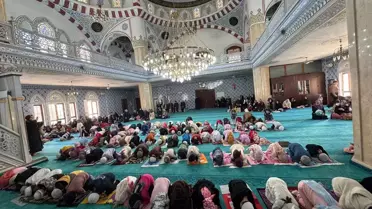 Öğrenciler Camiyi Ziyaret Etti