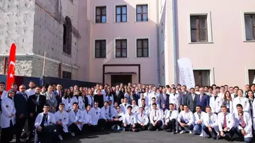 Tıp Bayramı'nda Genç Hekimlerle Buluşma