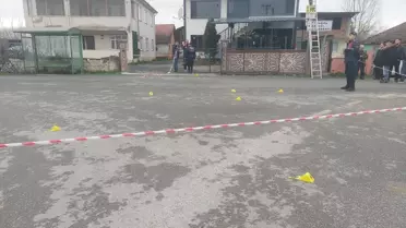 Akyazı'da Silahlı Kavga: 2 Yaralı