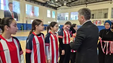 Salıpazarı'nda Futsal Turnuvası Sona Erdi