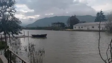 Hatay'da Sağanak, Yollarda Su Birikintileri Oluşturdu