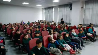 İlkadım'da Tiyatro Haftası Coşkusu