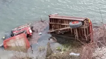 Traktör Nehre Devrildi: 1 Ölü, 1 Yaralı