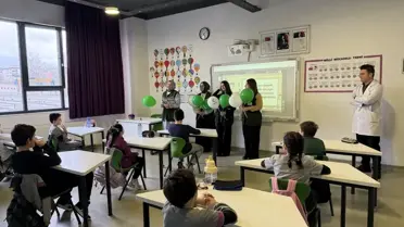 Yeşilay, Öğrencileri Ziyaret Etti