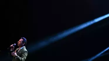 Sanatçılar Ender Doğan ve Fatih Koca, 'Külliye'de Ramazan' etkinliklerinde konser verdi