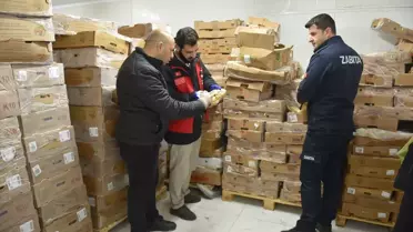 Şanlıurfa'da 50 ton bozuk tavuk eti ele geçirildi
