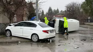 Seydişehir'de Trafik Kazası: 3 Yaralı