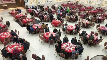 Siirt'te İHH'dan İftar Programı