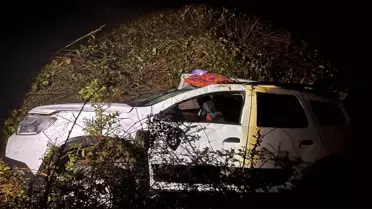 Türkeli'de Otomobil Uçuruma Devrildi: 7 Yaralı