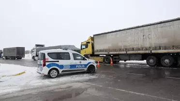 Sivas-Malatya Yolunda Kar Engeli