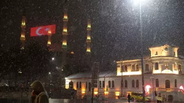 Sivas'ta Kar Yağışı Etkili Oluyor