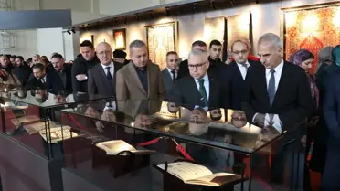 Sivas'ta 'Kutsal Emanetler ve Vakıf Eserleri Sergisi' açıldı