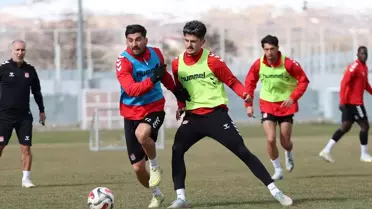 Sivasspor Adana Demirspor Maçına Hazırlanıyor